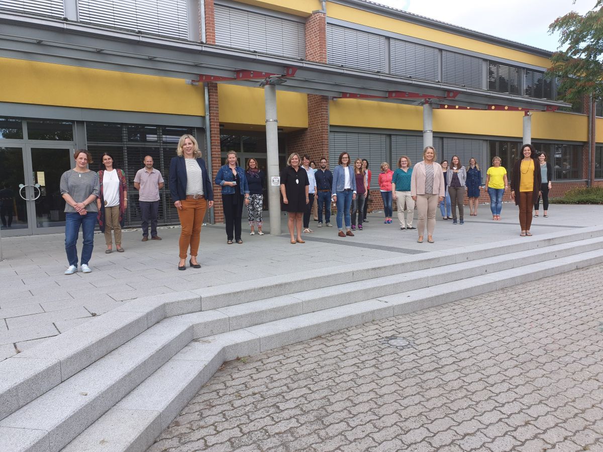 Kollegium im Schuljahr 2020/21 Kollegium im Schuljahr 2020/21